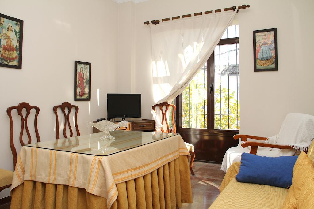 Chacon Apartment Prado Del Rey Room photo